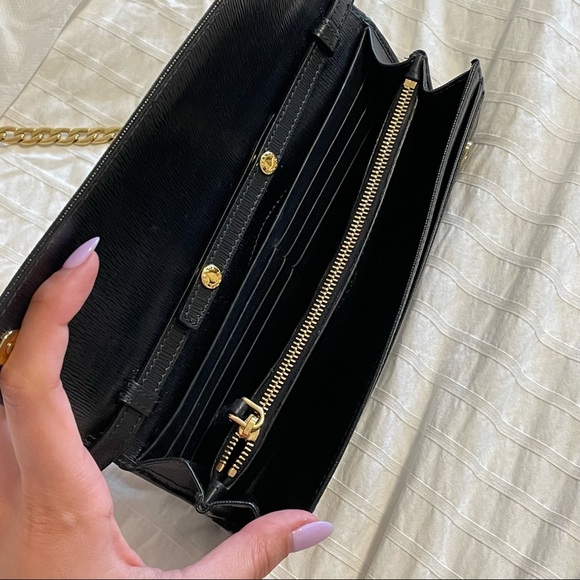 SOLD on Depop- Prada Vitello Crossbody WOC - Picture 5 of 8